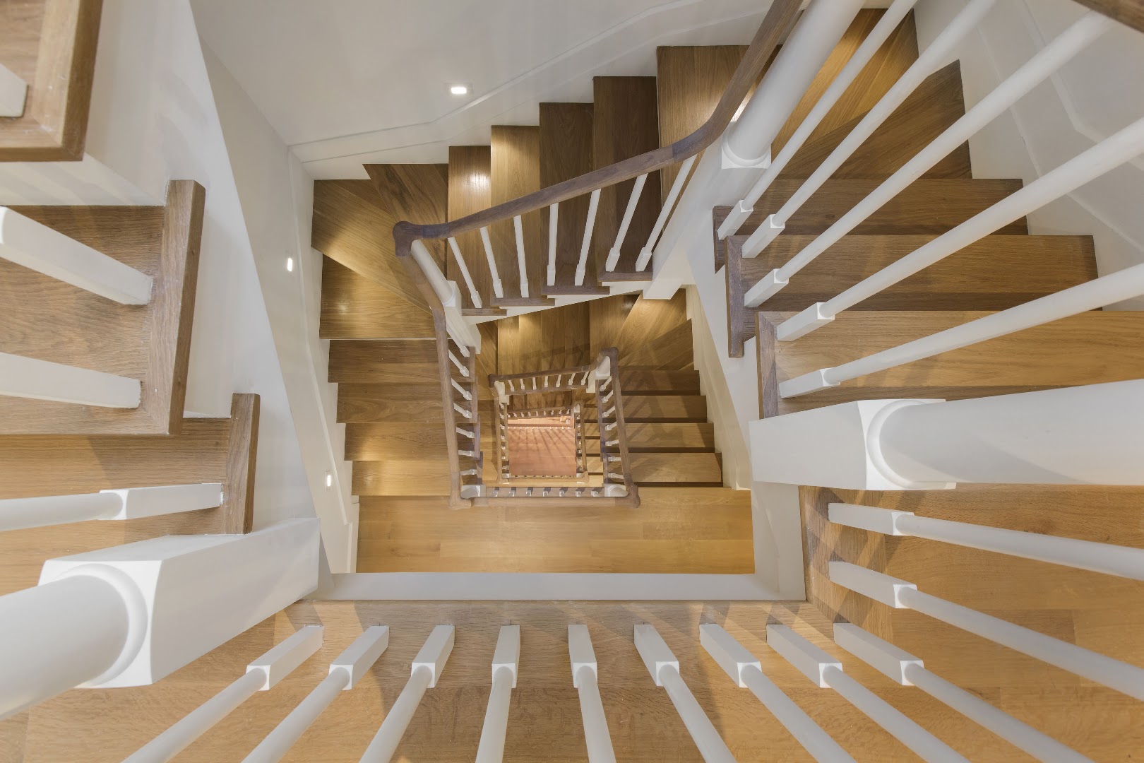 WHITE HOUSE PAINTERS PARIS — Photos 15